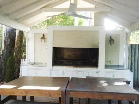 Casa En Venta 4 Dormitorios