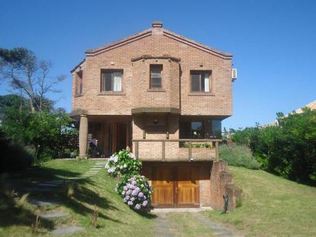 Casa En Venta 3 Dormitorios