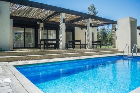 Casa En Venta 3 Dormitorios