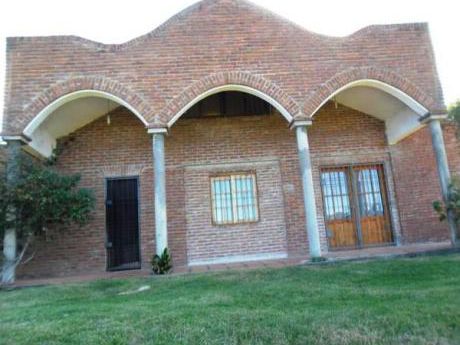 Casa En Alquiler 2 Dormitorios