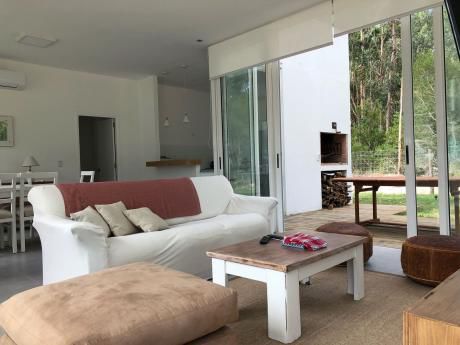 Casa En Venta 3 Dormitorios