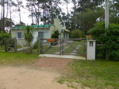 Casa En Venta 3 Dormitorios