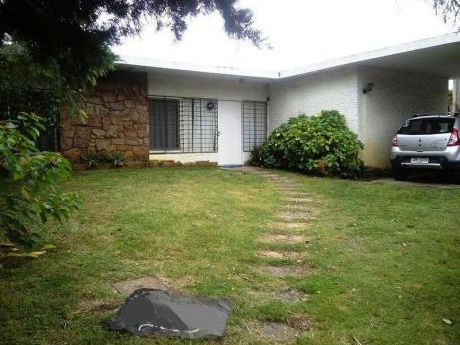 Casa En Venta 2 Dormitorios