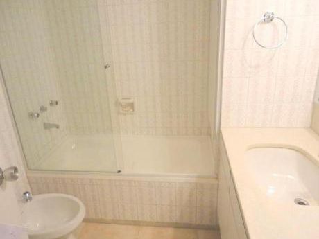 Apartamento En Alquiler 3 Dormitorios
