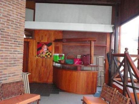 Casa En Alquiler 5 Dormitorios