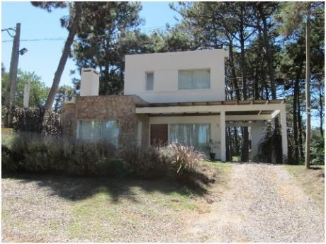 Casa En Venta 3 Dormitorios