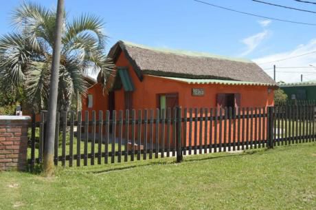 Cómoda Casa En El Corazon De Rocha