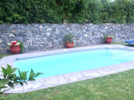 Muy Linda!! Piscina