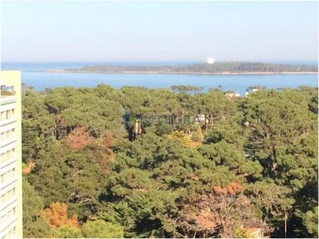 Roosevelt, 3 Ambientes, Piso Alto Con Vista Al Mar, Balcon, Living Comedor Con Cocina Integrada, 2 Dormitorios, 1 Bano, Gge, Todos Los Servicios!
