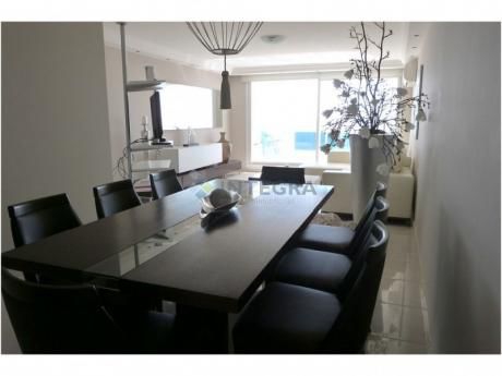 Apartamentos En Playa Mansa