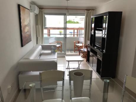 1 Dormitorio En Penínsulta