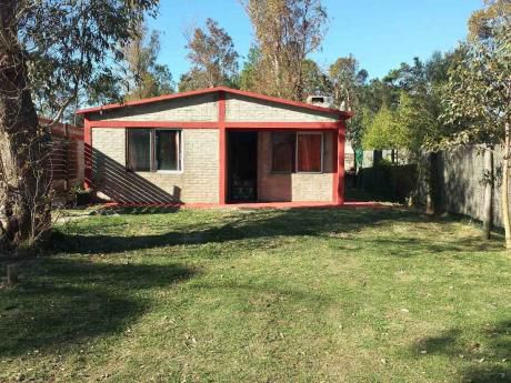 Punta Colorada Piriapolis, Dos Casas En Zona Verde Y Tranquila