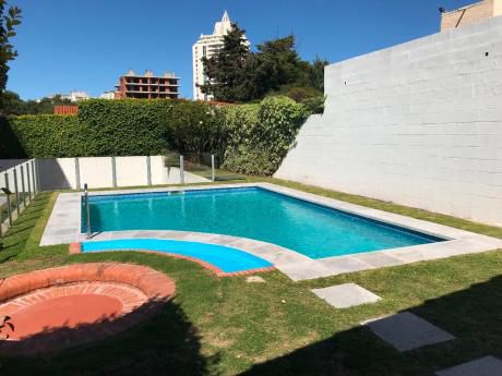 Muy Cómodo Apartamento En Punta Del Este Para Alquilar
