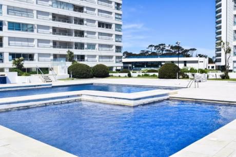 Apartamento En Punta Del Este - Playa Mansa - Lincoln Center