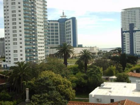 Penthouse En Edificio Helios