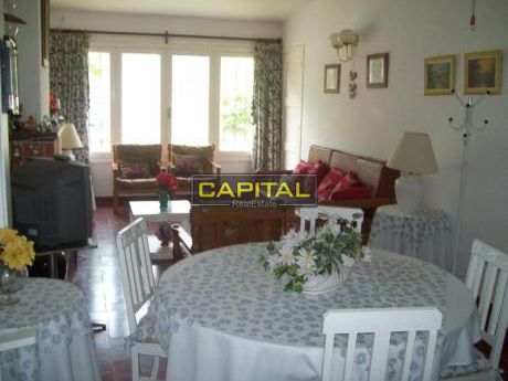 Casas En Playa Mansa