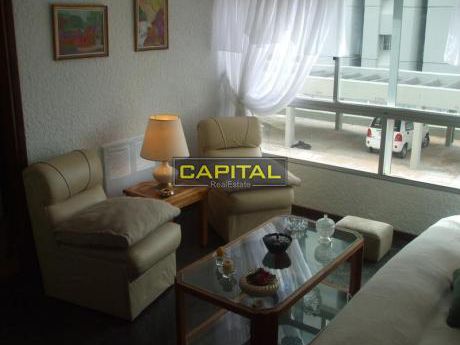 Apartamentos En Playa Brava
