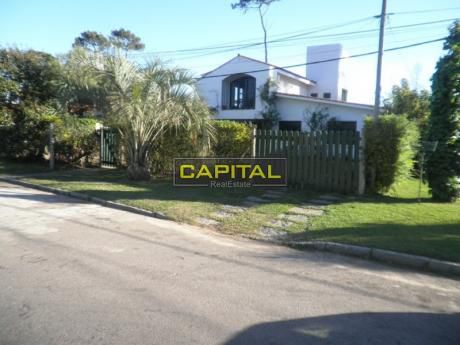 Casas En Playa Mansa