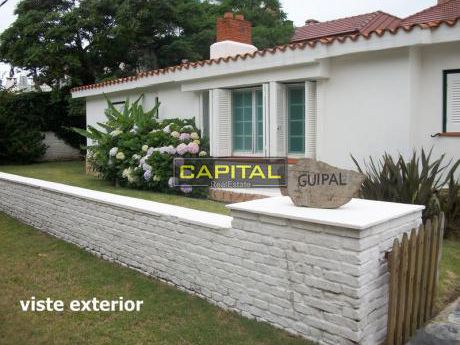 Casas En Playa Mansa