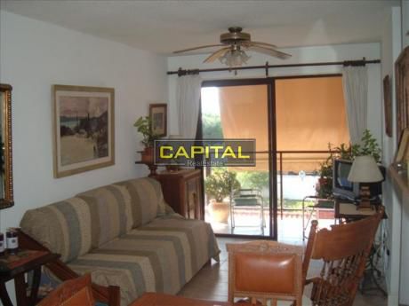 Apartamentos En Playa Brava