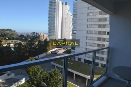 Apartamentos En Playa Mansa