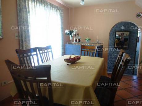 Casa A La Venta Y En Alquiler De Temporada...