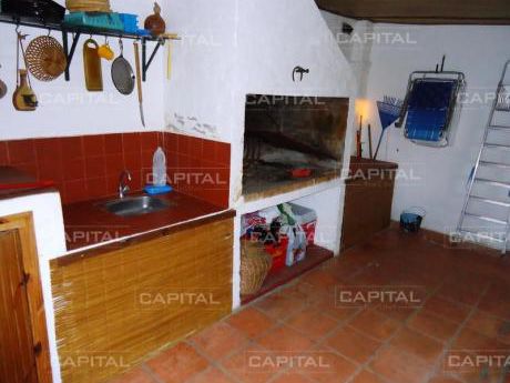 Casa En Manantiales + 3 Dormitorios