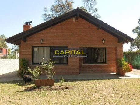 Muy Linda Casa De 3 Dormitorios En La Bara