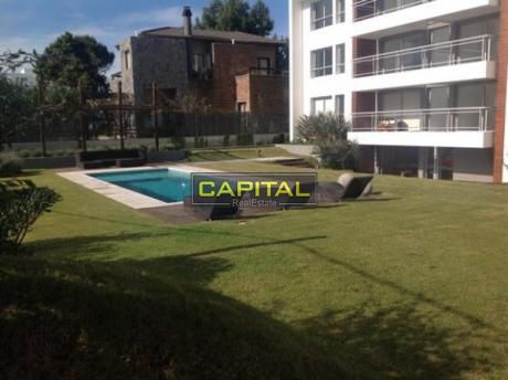 Apartamentos En Playa Brava