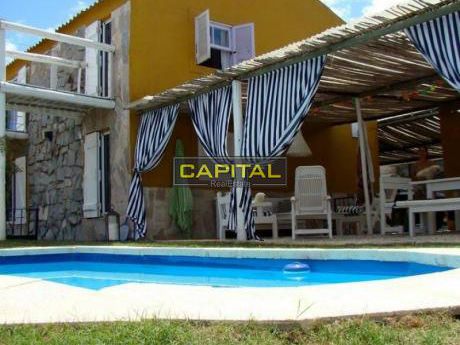 Casa En Manantiales