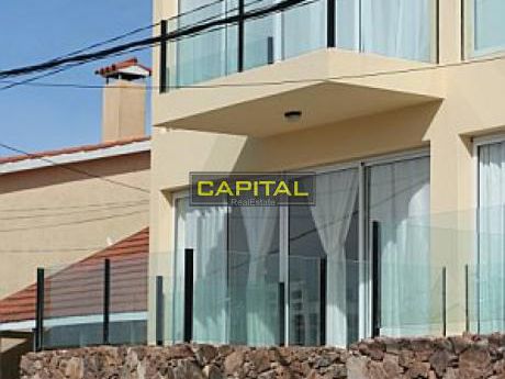 Apartamento Manantiales 3 Dormitorios