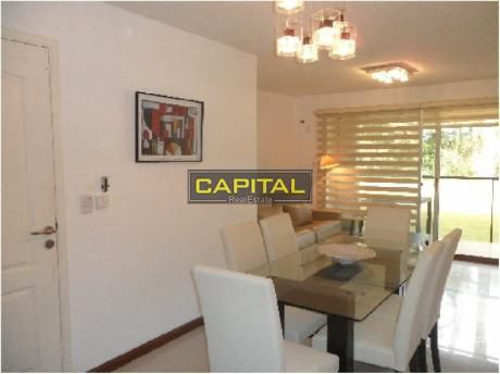 Moderno Apartamento Playa Brava