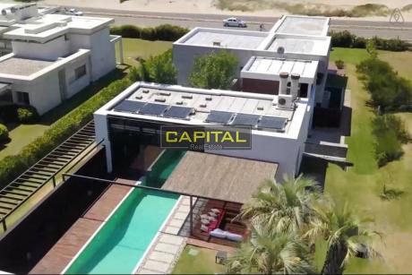 Excelente Casa En Laguna Blanca Barrio Privado