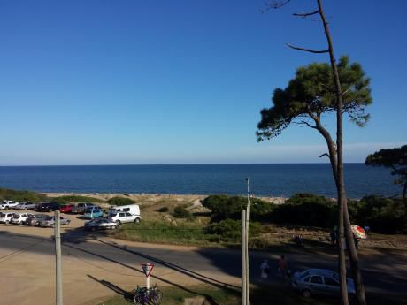 Frente Al Mar En Atlantida En Rambla Tomas Berreta, Esquina 3b ( Fabian 1 )