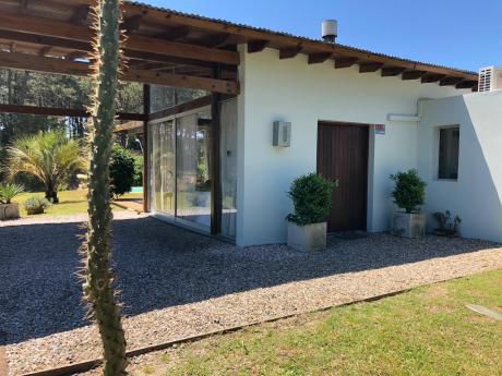 Rincón Del Indio - Excelente Casa Con Todas Las Comodidades