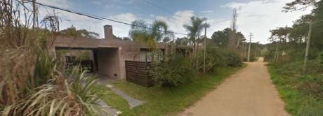 Casa Amplia Y Coqueta