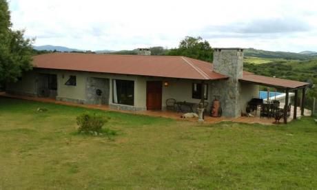 Casa De Campo En Las Sierras. Comfortable Farm House