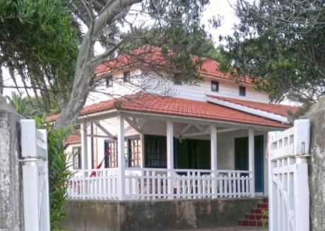 Casa Frente Al Mar, En La Floresta