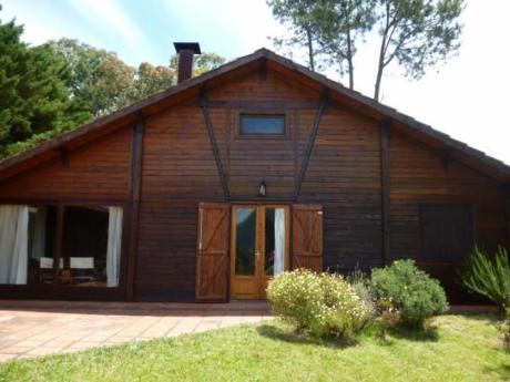 Casa Frente A La Sierra En Balneario Solís