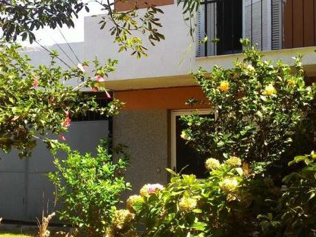 Casas En Alquiler Temporada En 24 Y La Rambla 0001