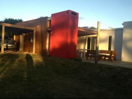 Casa En Montoya, La Barra. Cerca De Todo , Pero Zona Tranquila.