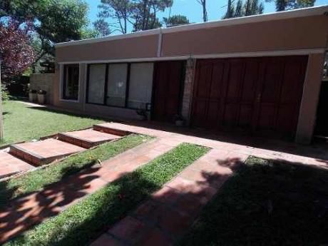 Cómoda Casa En Barrio San Rafael, Punta Del Este