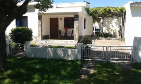 Exelente Casa A Pocos Metros Del Mar Y Del Centro