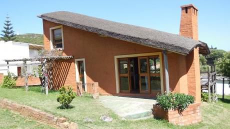 Casa Naranja