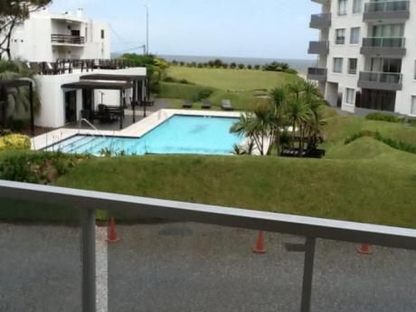 Edificio Tauro Y Libra. Pinares. Punta Del Este