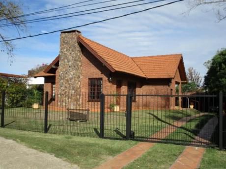 Amplio Chalet, 4 Dorm, 2 Baños, 9 Pers, Aire, Wi-fi, Gran Barbacoa.