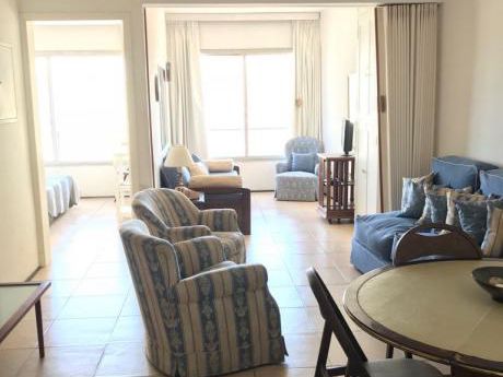 Apartamento En Edificio Santos Dumont, Peninsula