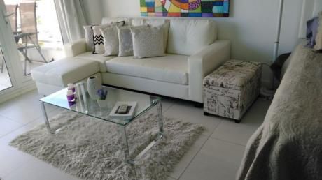 Monoambiente Categoría En Península Usd 90