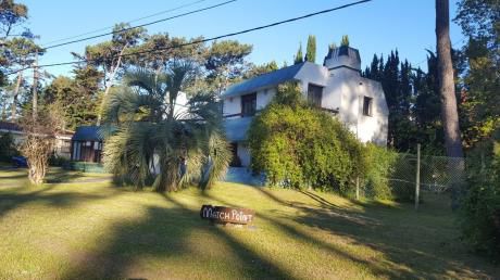 Amplia Casa 5 Dormitorios En Punta Del Este