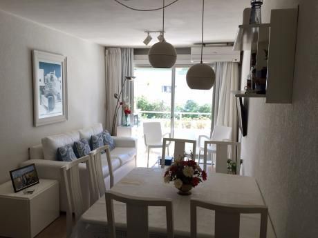 Alquilo Apartamento En El Corazón De Punta Del Este En La Península